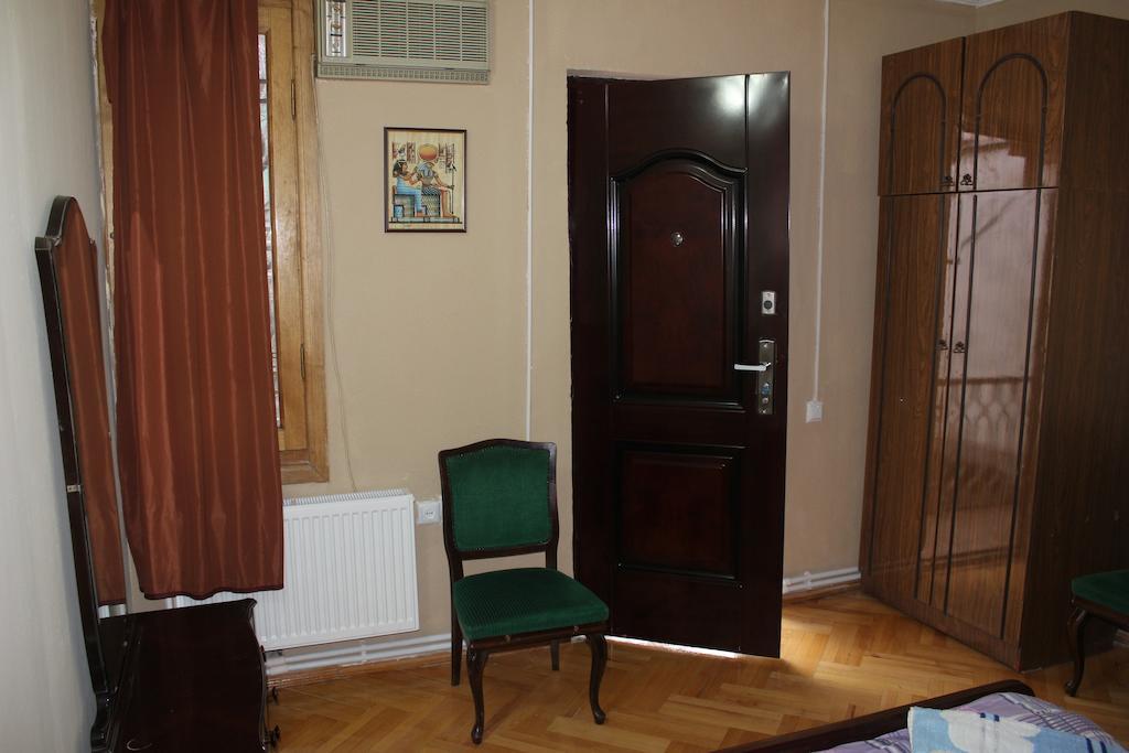 Old District Guest House Tiflis Habitación foto